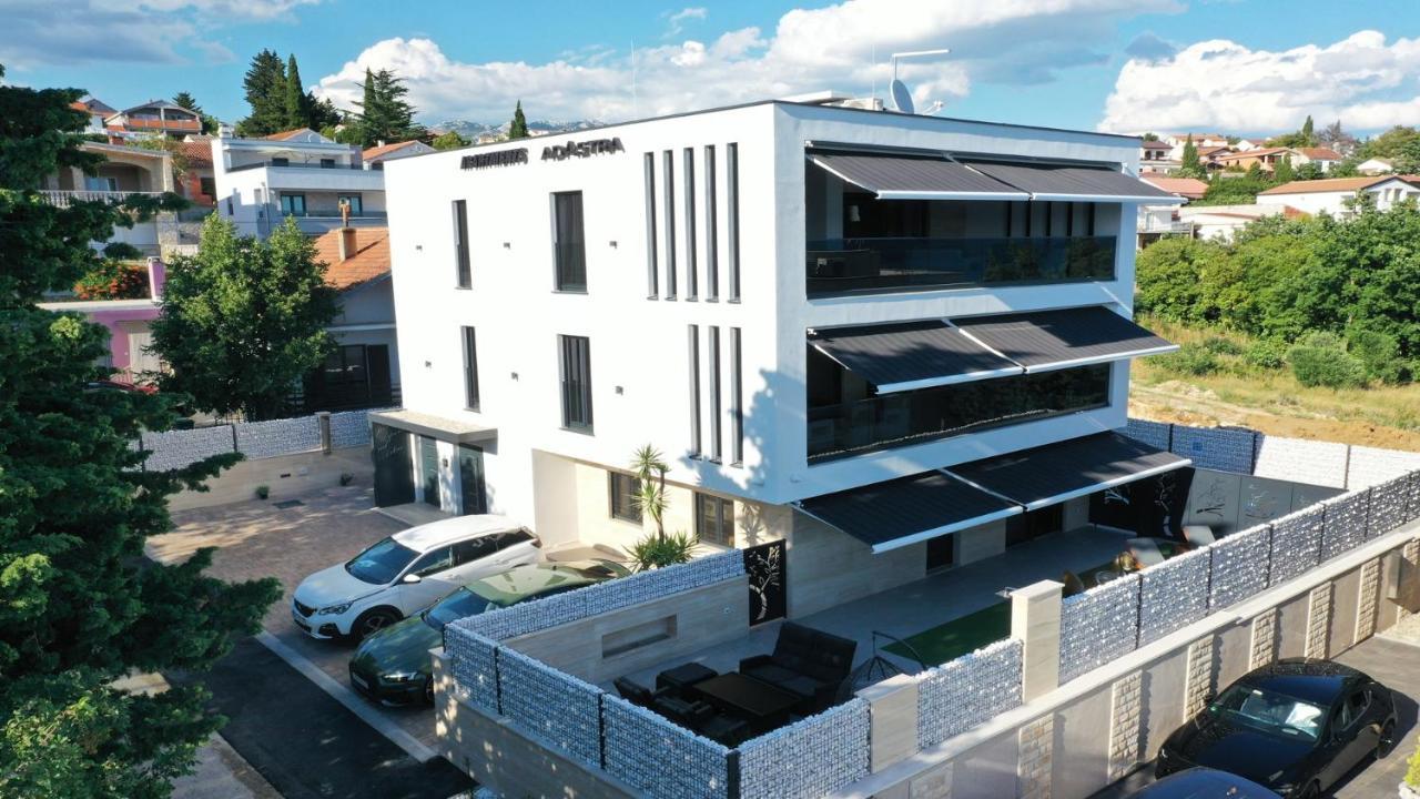 Adastra Apartments Масленица Экстерьер фото