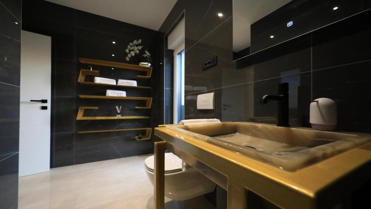 Adastra Apartments Масленица Экстерьер фото