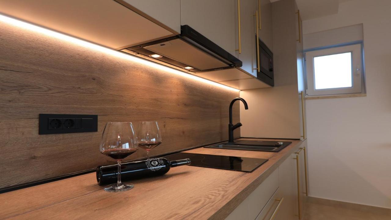 Adastra Apartments Масленица Экстерьер фото